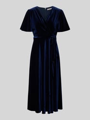 Cocktailkleid mit V-Ausschnitt von Christian Berg Cocktail - 26