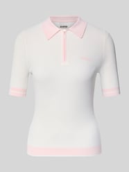 Koszulka polo o kroju slim fit z mieszanki wiskozy model 'GABRY' od GUESS Activewear - 16
