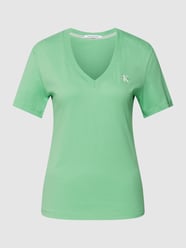 T-shirt z dekoltem w serek model ‘MICRO MONOLOGO’ od Calvin Klein Jeans Zielony - 11