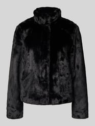 Kurtka o kroju regular fit z imitacji futra model ‘NEWVIDA’ od Only - 7