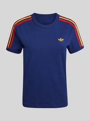 t-shirt o kroju regular fit z aplikacją z logo od adidas Originals - 15