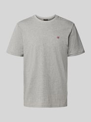 T-shirt z wyhaftowanym logo i okrągłym dekoltem od Napapijri - 11
