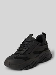 Sneaker aus Rindsnappa mit Plateau-Sohle von Steve Madden - 46