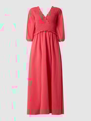 Maxi-jurk met gesmokt bovenstuk in wikkellook van NA-KD Roze - 31
