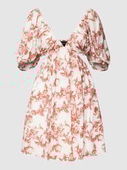 Knielange jurk met V-hals, model 'EDEN MINI DRESS' van Bardot Wit - 38