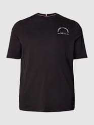 T-shirt PLUS SIZE z nadrukiem z logo model ‘SHADOW’ od Tommy Hilfiger Big & Tall Czarny - 11