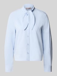Bluzka o kroju regular fit z mieszanki wiskozy z kokardą od Christian Berg Woman Selection - 38