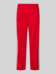 Straight Leg Sweatpants mit labeltypischen Streifen von adidas Originals Rot - 4