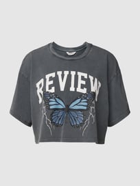 Kort T-shirt met extra brede schouders van REVIEW Grijs / zwart - 24