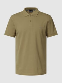 Poloshirt mit Label-Stitching von Christian Berg Men Grün - 31
