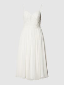 Brautkleid mit floralen Stickereien und Zierperlen von Laona Weiß - 25