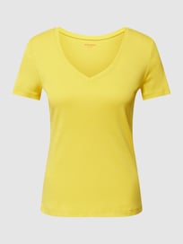 T-shirt met V-hals van Montego Geel - 33
