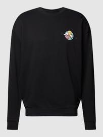 Sweatshirt mit Logo-Motiv-Print Modell 'Cloudy Crew' von URBAN CLASSICS Grau / Schwarz - 28