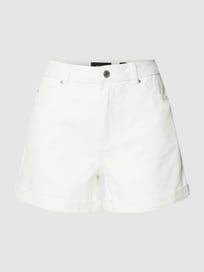 Jeansshorts mit fixierten Umschlägen Modell 'ZURI' von Vero Moda Weiß - 4