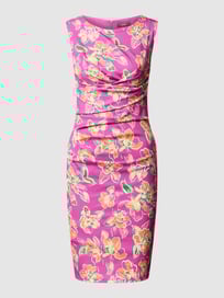 Knielange jurk met plooien van Montego Roze - 48