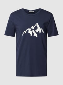 T-Shirt mit Motiv-Print Modell 'JAAMES CENTER MOUNTAIN' von Armedangels Blau / Türkis - 32