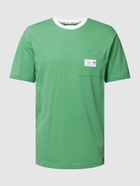T-Shirt mit Label-Patch von Tommy Jeans Grün - 27