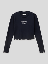 Cropped Longsleeve mit Label-Stitching Modell 'GRAPHIC' von Tommy Hilfiger Teens Blau / Türkis - 37