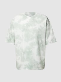 Oversized T-shirt in batiklook van MCNEAL Groen - 17