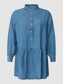 PLUS SIZE knielange jeansjurk met drukknoopsluiting van Tommy Jeans Curve Blauw / turquoise - 20