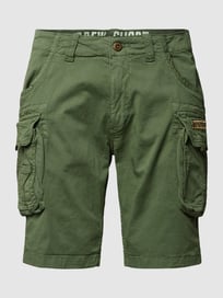 Bermuda met cargozakken, model 'CREW' van Alpha Industries Groen - 44