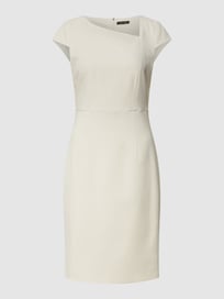 Knielanges Kleid mit asymmetrischem V-Ausschnitt von comma Weiß - 11