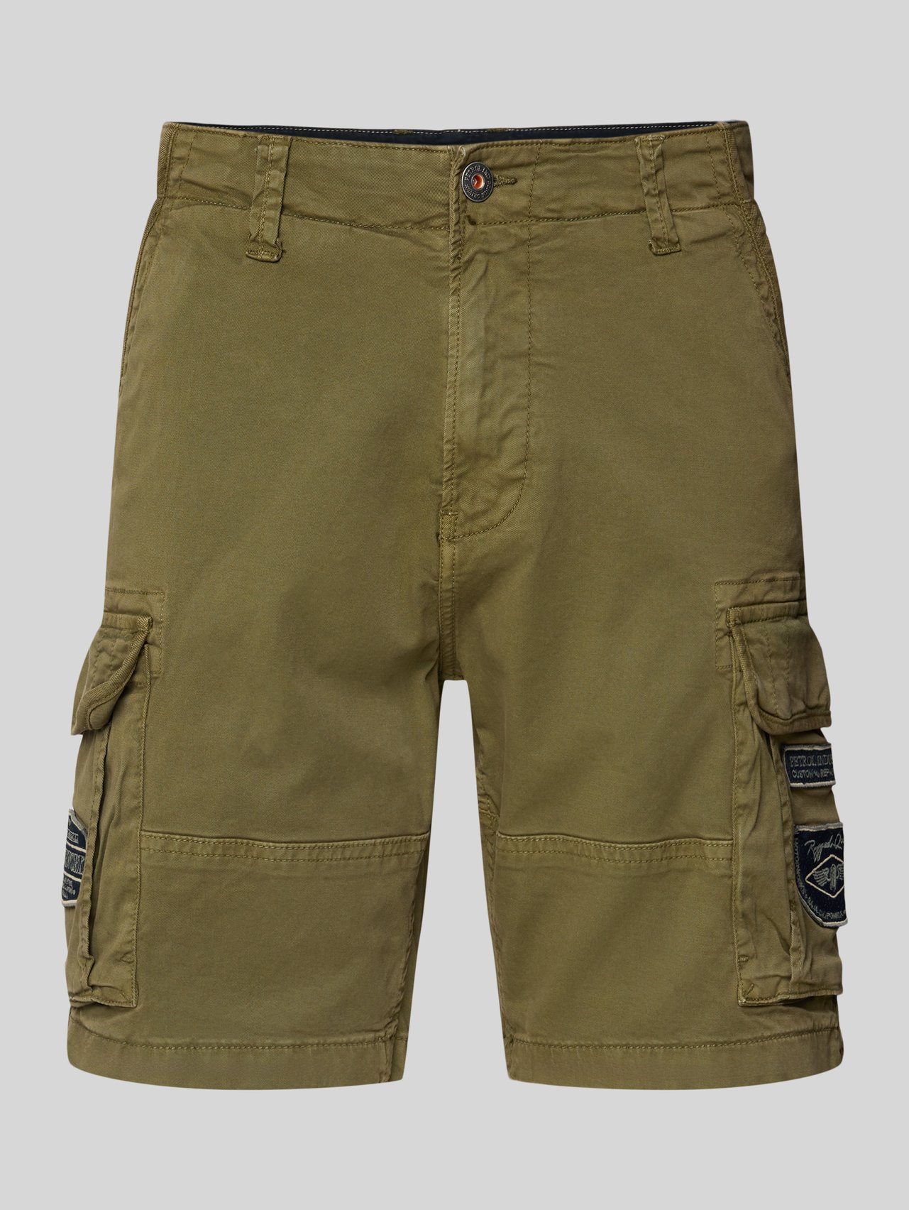 Regular Fit Bermudas mit Cargotaschen von Petrol - 11